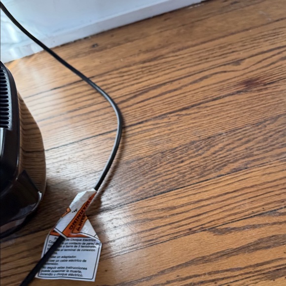 KitchenAid Black 60-oz Contour Silver 630-Watt Pulse Control Blender - Picture 7 of 11